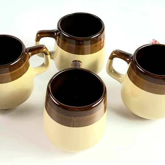 Vintage - Beige/Brown Tea Set with Creamer & 4 Cups - 7 Pieces - Made in Taiwan - Picture 6 of 12